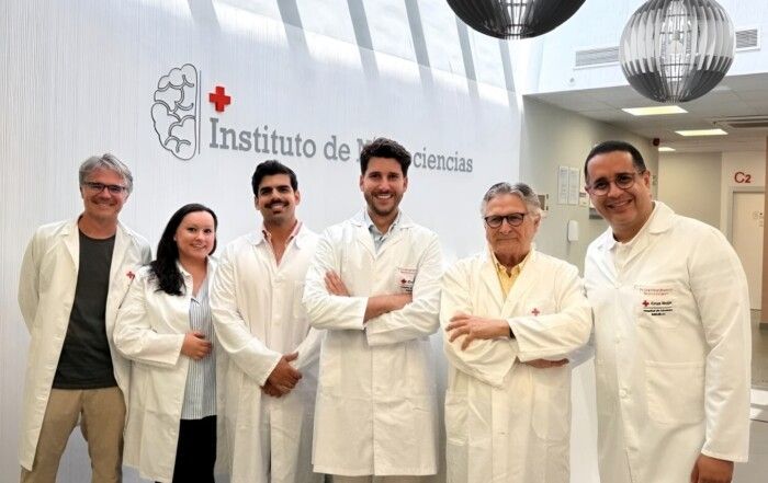 Equipo de Neurocirugía del Hospital Cruz Roja de Córdoba en 2026, responsable de superar los 1.200 pacientes atendidos y 200 cirugías realizadas en 2025