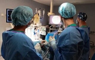 Imagen de la intervención neuroendoscópica para tratar una hidrocefalia obstructiva en el Hospital Cruz Roja de Córdoba